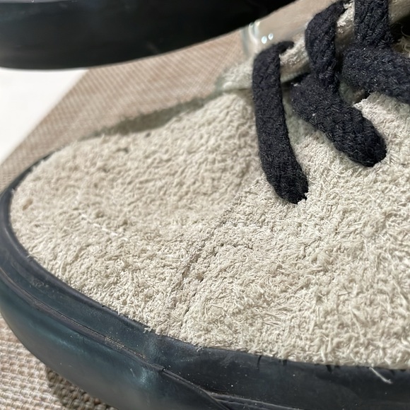 Vans Sk8-Mid in nylon and suede. Men's 9.5. Like new condition. Skate to create! - Picture 5 of 16